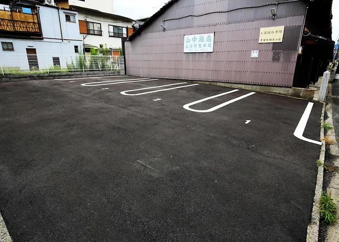 山中油店　町家ゲストハウス